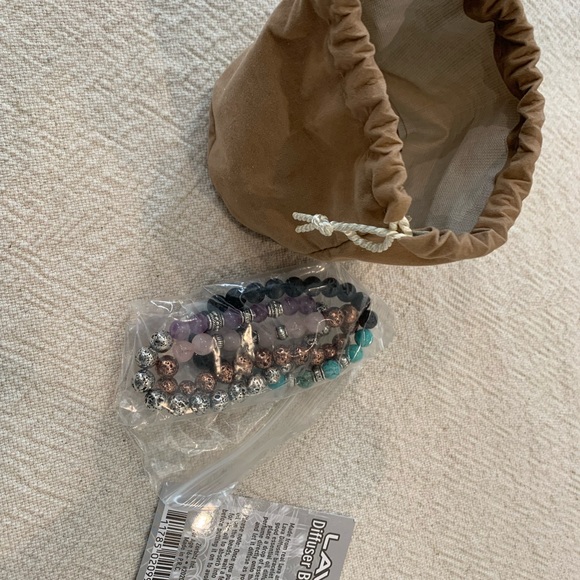 New Lava diffuser bracelets, lavender & silver, turquoise & black, pink & copper - Picture 2 of 5